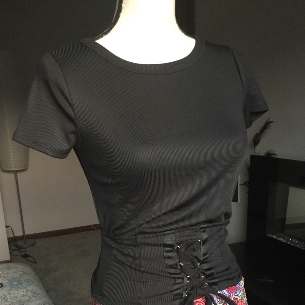 Corset lace up crop top - Picture 6 of 7